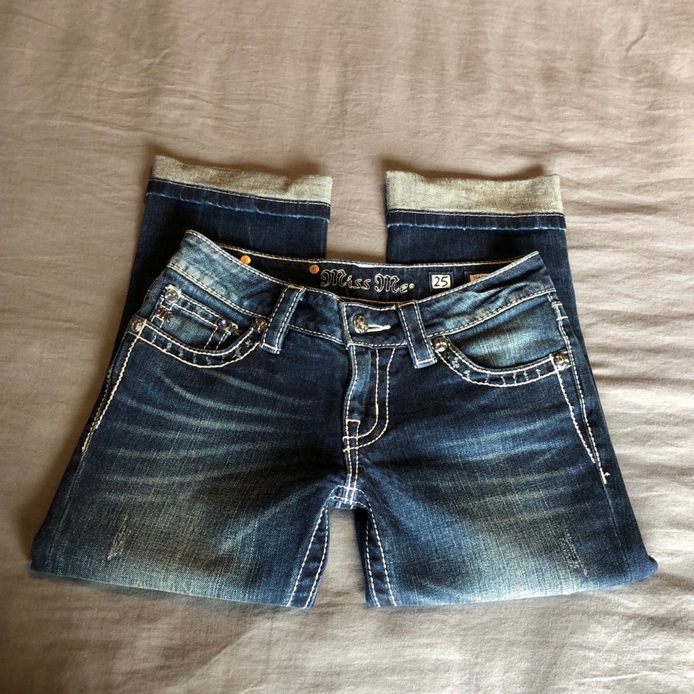 Miss Me Crop Distressed Jeans JS4009C9 Size 25 EUC - Picture 3 of 8